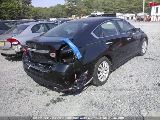 1N4AL3AP8HC215084 - 2017 NISSAN ALTIMA 2.5/S/SV/SL/SR GRAY photo 4