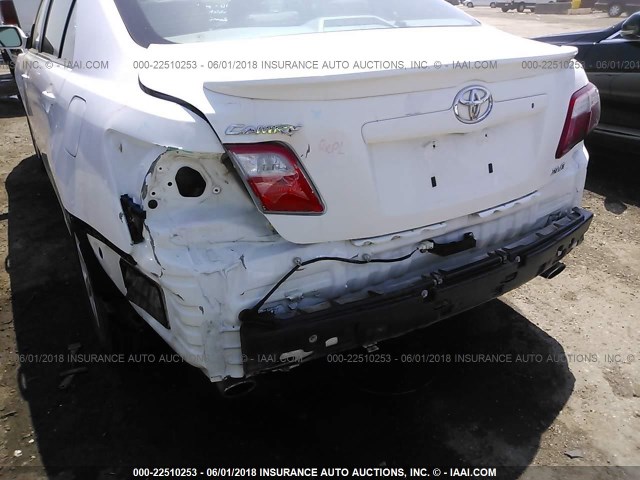 4T1BK46K37U544820 - 2007 TOYOTA CAMRY NEW GENERAT LE/XLE/SE WHITE photo 6