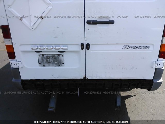 WD0PD444755788378 - 2005 DODGE SPRINTER 3500 WHITE photo 6