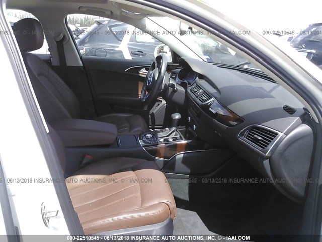 WAUHMAFC0EN148638 - 2014 AUDI A6 PRESTIGE თეთრი ფოტო 5