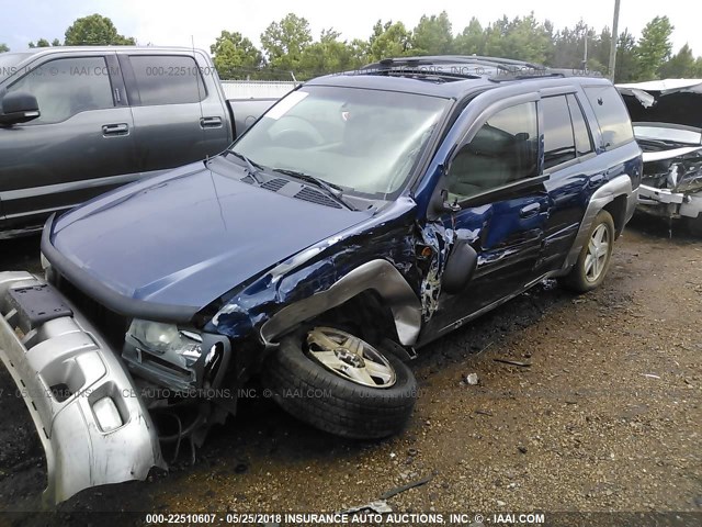 1GNDT13S332279875 - 2003 CHEVROLET TRAILBLAZER  BLUE photo 2