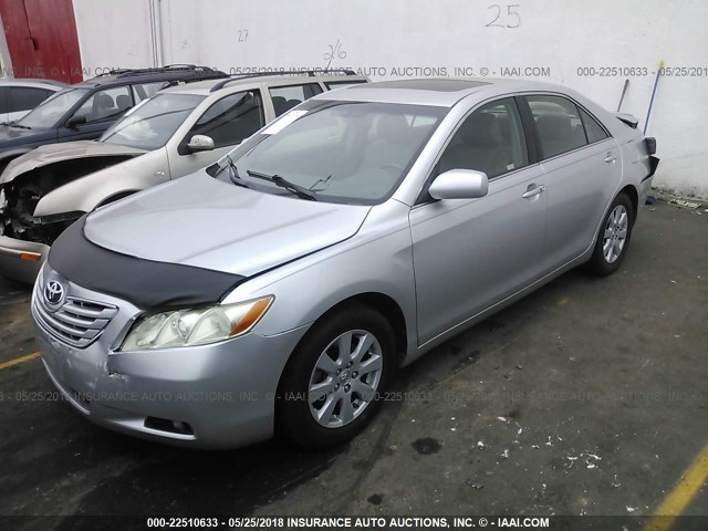 JTNBK46K273014277 - 2007 TOYOTA CAMRY NEW GENERAT LE/XLE/SE SILVER photo 2
