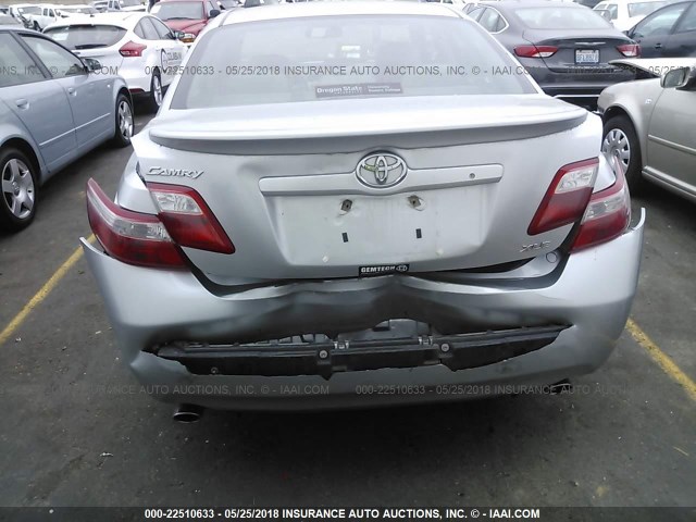 JTNBK46K273014277 - 2007 TOYOTA CAMRY NEW GENERAT LE/XLE/SE SILVER photo 6