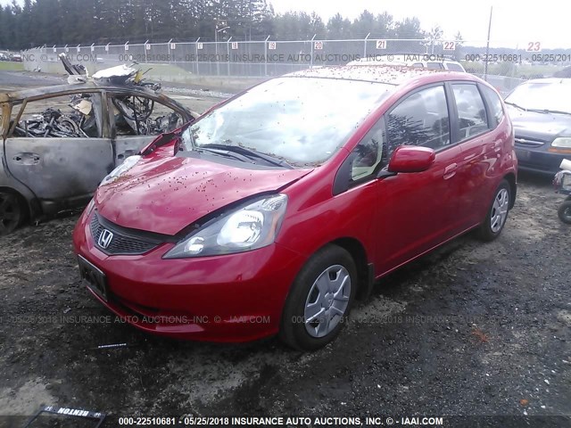 JHMGE8H38DC068465 - 2013 HONDA FIT RED photo 2