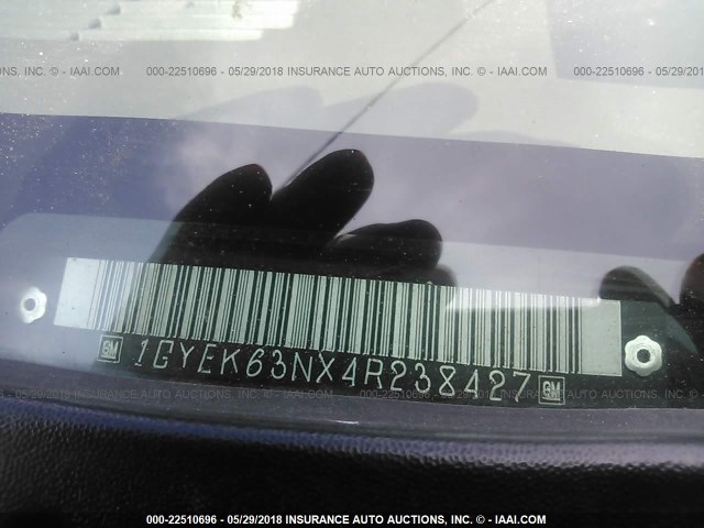 1GYEK63NX4R238427 - 2004 CADILLAC ESCALADE LUXURY ლურჯი ფოტო 9