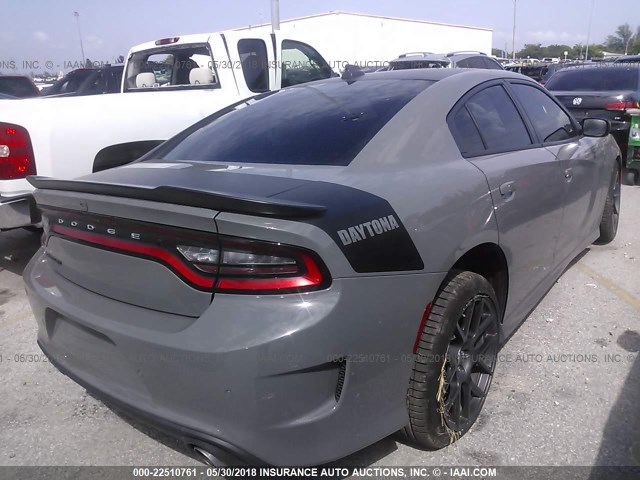 2C3CDXCT0JH233894 - 2018 DODGE CHARGER R/T GRAY photo 4