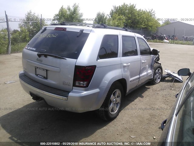 1J8HR582X5C594655 - 2005 JEEP GRAND CHEROKEE LIMITED SILVER photo 4