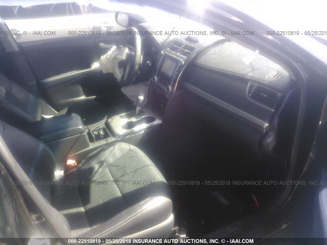 4T1BF1FK5CU159742 - 2012 TOYOTA CAMRY SE/LE/XLE BLACK photo 5