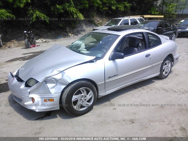 1G2JB1243Y7338682 - 2000 PONTIAC SUNFIRE SE SILVER photo 2