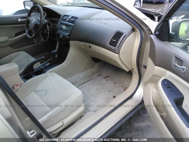 1HGCM56107A173148 - 2007 HONDA ACCORD VALUE GOLD photo 5