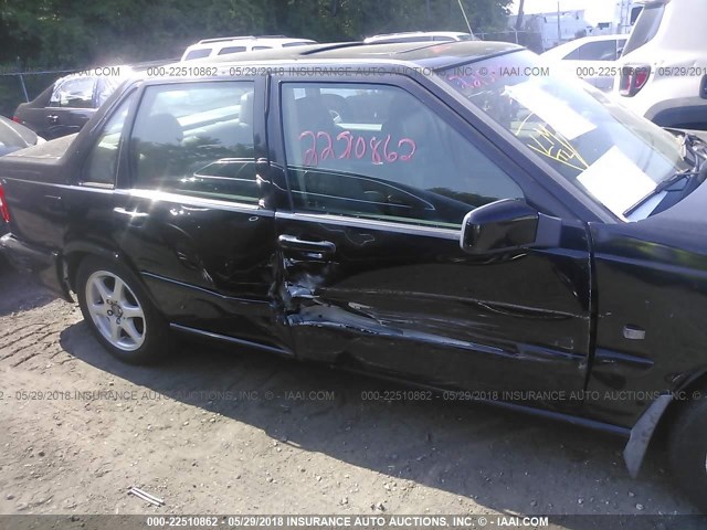 YV1LS61J9Y2633625 - 2000 VOLVO S70 SE BLACK photo 6