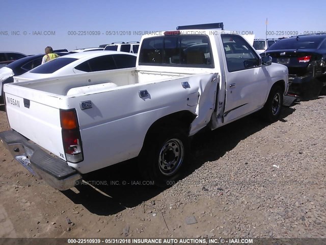 1N6SD11S7SC446194 - 1995 NISSAN TRUCK E/XE WHITE photo 4