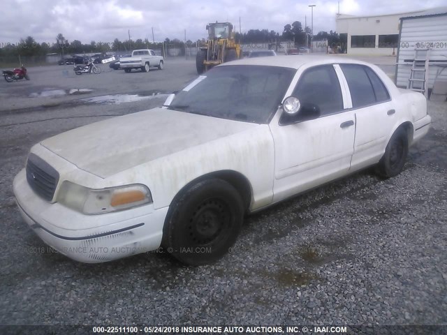 2FAFP71W3YX102784 - 2000 FORD CROWN VICTORIA POLICE INTERCEPTOR WHITE photo 2