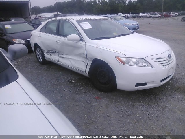 4T1BE46K18U761792 - 2008 TOYOTA CAMRY CE/LE/XLE/SE WHITE photo 1