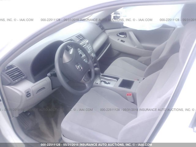 4T1BE46K18U761792 - 2008 TOYOTA CAMRY CE/LE/XLE/SE WHITE photo 5