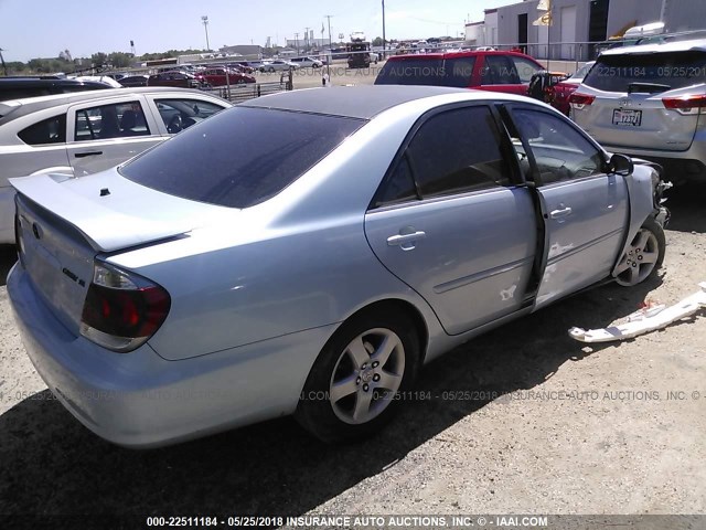 JTDBE32K463046772 - 2006 TOYOTA CAMRY LE/XLE 蓝色 照片 4