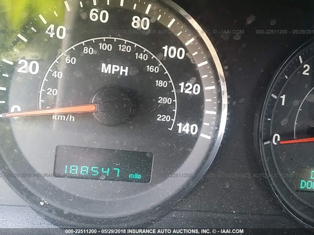 1J4GR48K15C639215 - 2005 JEEP GRAND CHEROKEE LAREDO/COLUMBIA/FREEDOM 银色 照片 7