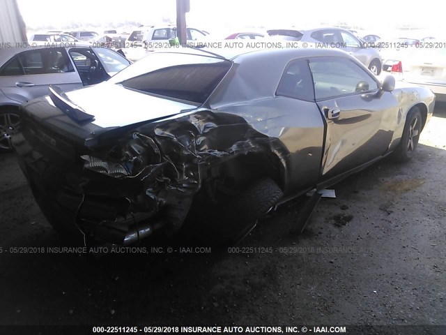 2B3CJ4DV1AH215229 - 2010 DODGE CHALLENGER SE GRAY photo 4