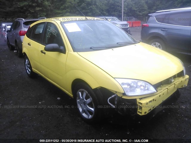 3FAFP37N45R134547 - 2005 FORD FOCUS ZX5 YELLOW photo 1
