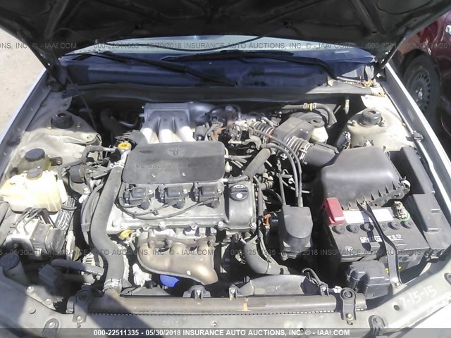 4T1BF28KXYU110093 - 2000 TOYOTA CAMRY LE/XLE Grau Foto 10