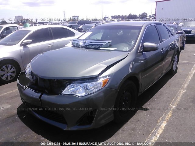 4T4BF1FK9DR288526 - 2013 TOYOTA CAMRY L/SE/LE/XLE 绿色 照片 2