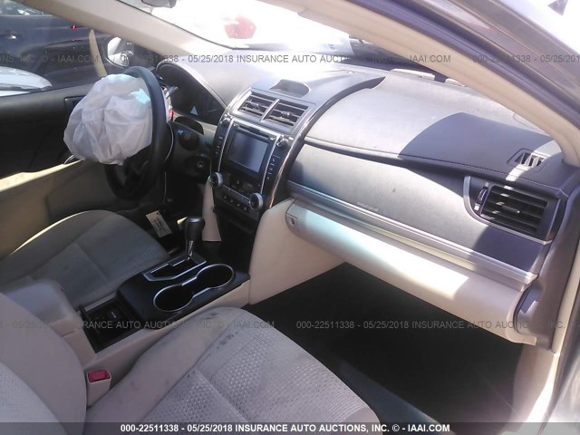 4T4BF1FK9DR288526 - 2013 TOYOTA CAMRY L/SE/LE/XLE 绿色 照片 5