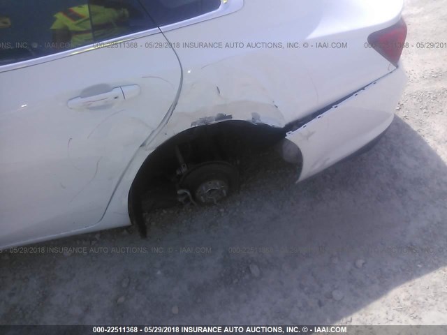 1G1ZE5ST9HF188404 - 2017 CHEVROLET MALIBU LT WHITE photo 6