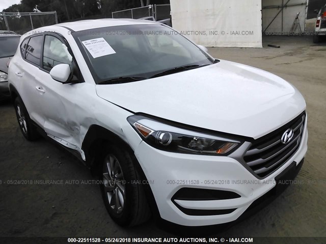 KM8J23A49HU549195 - 2017 HYUNDAI TUCSON SE WHITE photo 1