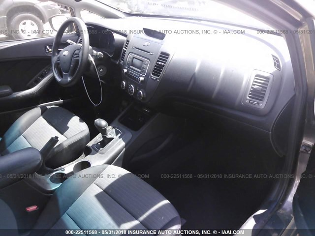 KNAFX4A60E5087664 - 2014 KIA FORTE LX TAN photo 5