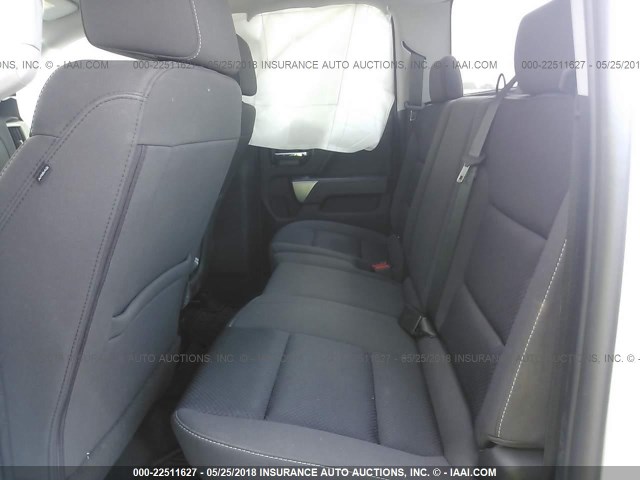 1GCRCREC0JZ181331 - 2018 CHEVROLET SILVERADO C1500 LT Silber Foto 8