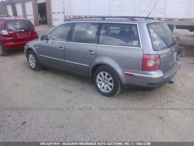 WVWVD63B83E306123 - 2003 VOLKSWAGEN PASSAT GLS GRAY photo 3