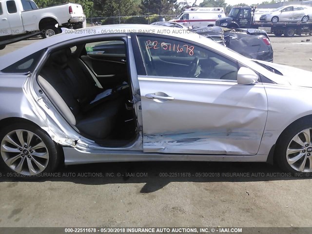 5NPEC4AB1CH328541 - 2012 HYUNDAI SONATA SE/LIMITED SILVER photo 6