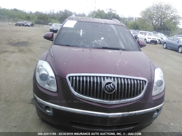 5GAKVBED2BJ121290 - 2011 BUICK ENCLAVE CXL RED photo 6