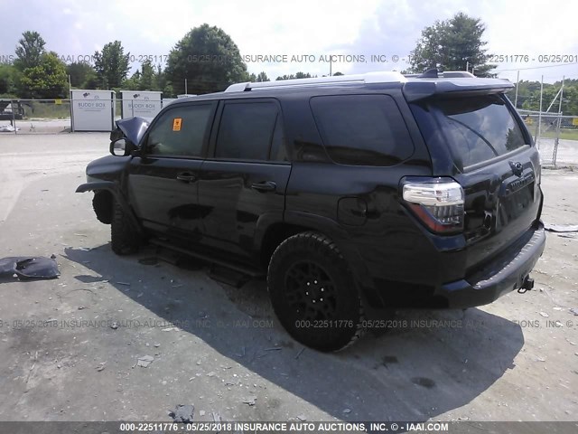 JTEBU5JR7J5507324 - 2018 TOYOTA 4RUNNER SR5 PREM/LTDL/TRAIL/TRD BLACK photo 3