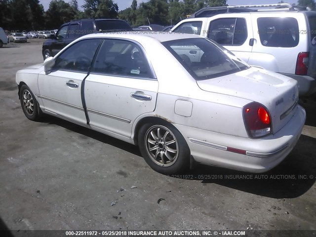 KMHFU45E02A209886 - 2002 HYUNDAI XG 350 WHITE photo 3