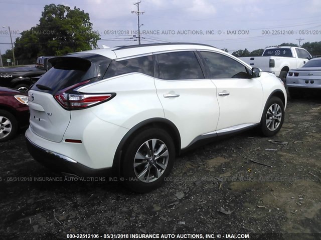 5N1AZ2MG5GN126666 - 2016 NISSAN MURANO S/SL/SV/PLATINUM WHITE photo 4