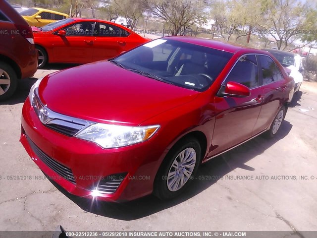 4T4BF1FK5CR190771 - 2012 TOYOTA CAMRY SE/LE/XLE წითელი ფოტო 2