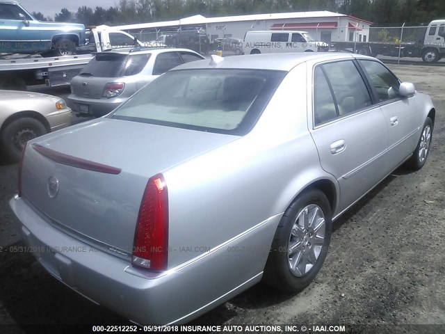 1G6KH5EY2AU118268 - 2010 CADILLAC DTS PREMIUM COLLECTION SILVER photo 4