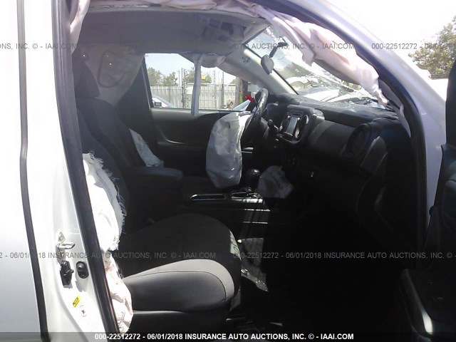 5TFRX5GN8GX068095 - 2016 TOYOTA TACOMA ACCESS CAB/SR/SR5 WHITE photo 5