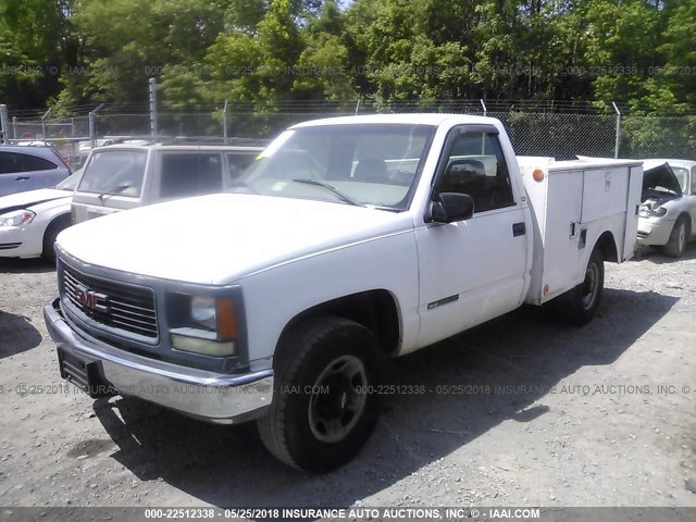 1GDGC24R5YF408380 - 2000 GMC SIERRA C2500 WHITE photo 2