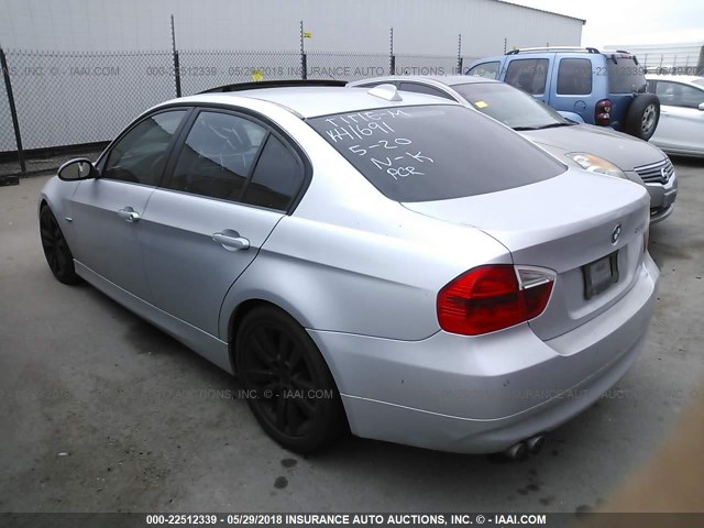 WBAVB17566NK41691 - 2006 BMW 325 I AUTOMATIC SILVER photo 3