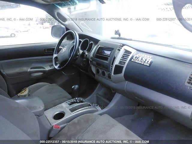 5TELU42N78Z511976 - 2008 TOYOTA TACOMA DOUBLE CAB ლურჯი ფოტო 5