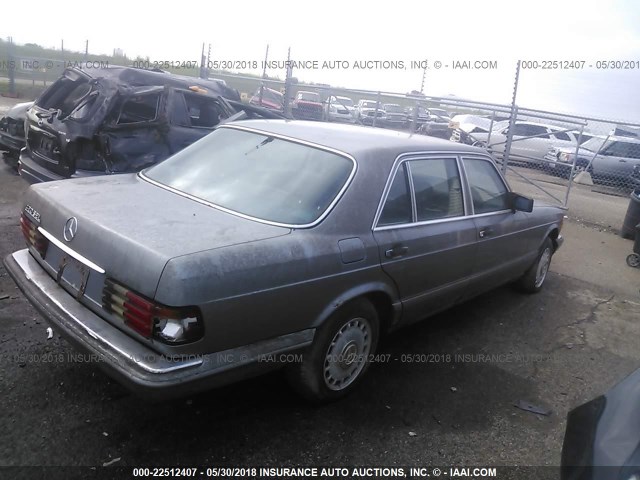 WDBCA35D0HA330426 - 1987 MERCEDES-BENZ 420 SEL GRAY photo 4