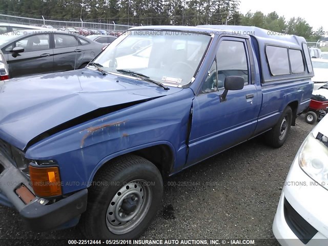 JT4RN55D4G0169000 - 1986 TOYOTA PICKUP 1/2 TON RN55 DLX BLUE photo 2