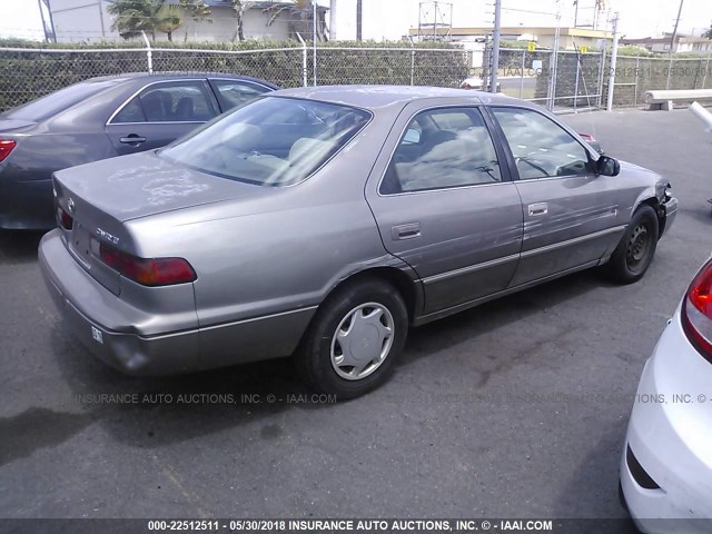4T1BG22K8XU433658 - 1999 TOYOTA CAMRY CE/LE/XLE GRAY photo 4