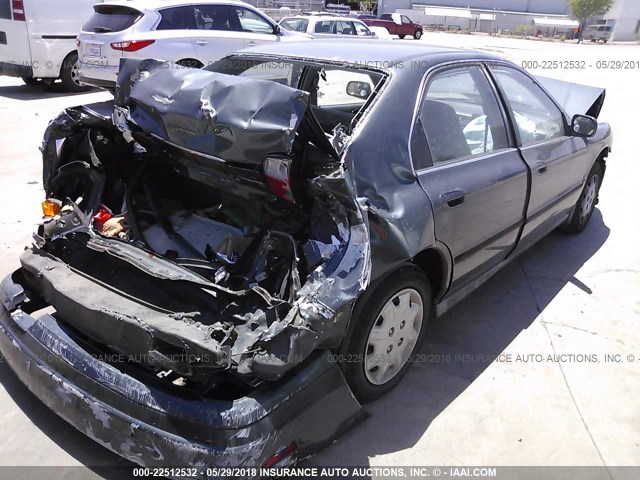 1HGCD5638VA021231 - 1997 HONDA ACCORD LX/EX GREEN photo 4