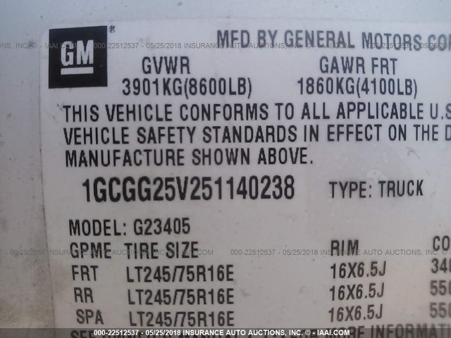 1GCGG25V251140238 - 2005 CHEVROLET EXPRESS G2500  WHITE photo 9