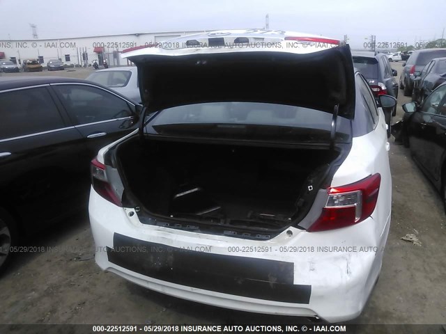 4T1BD1FK2CU047227 - 2012 TOYOTA CAMRY HYBRID/LE/XLE 白色 照片 6