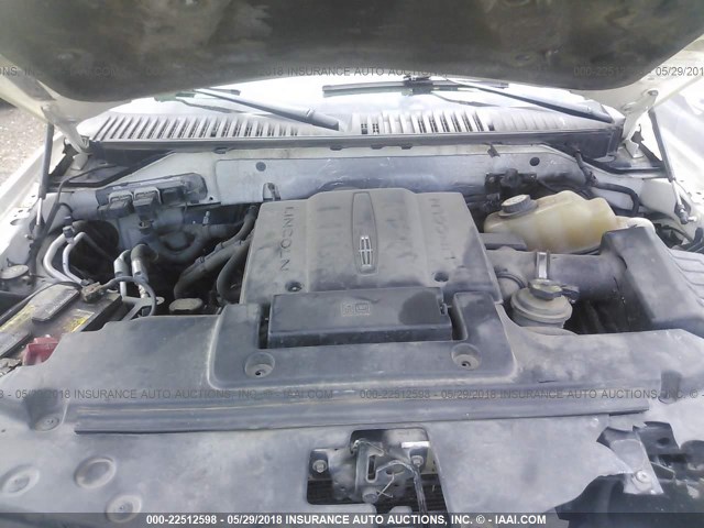 5LMFU28517LJ13449 - 2007 LINCOLN NAVIGATOR WHITE photo 10