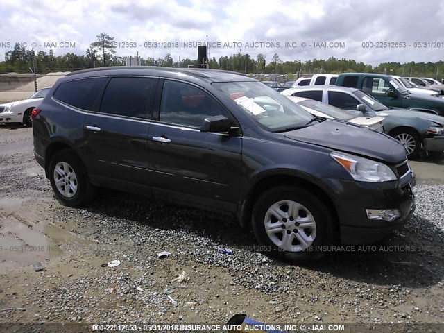 1GNKRFED1CJ324142 - 2012 CHEVROLET TRAVERSE LS GRAY photo 1